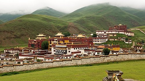 Fascinující sečuánsko-tibetská dálnice