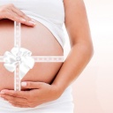 Jak zabránit pigmentovým skvrnám a striím, které vznikají v těhotenstrví?