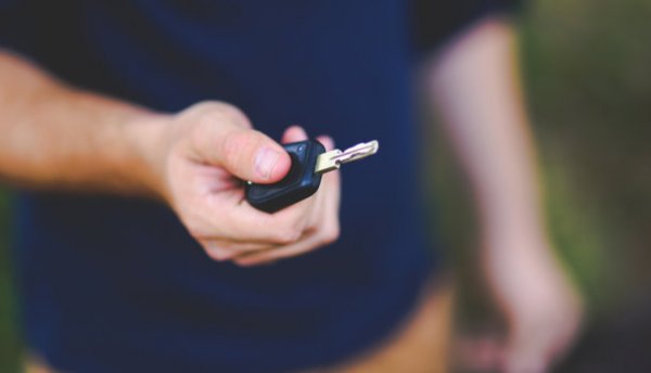 Je lepší autopůjčovna než vlastní vůz?