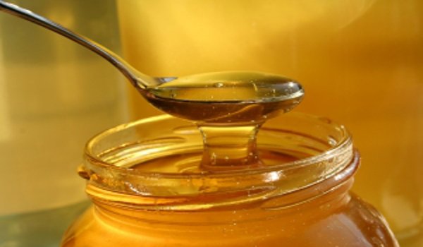 med, přírodní produkty, včely, přírodní medicína, výživa, detoxikace