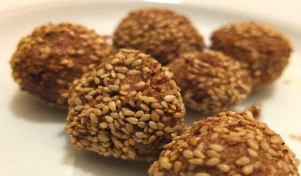 sezam, tahini, zdraví, zdravá výživa, orietntální kuchyně